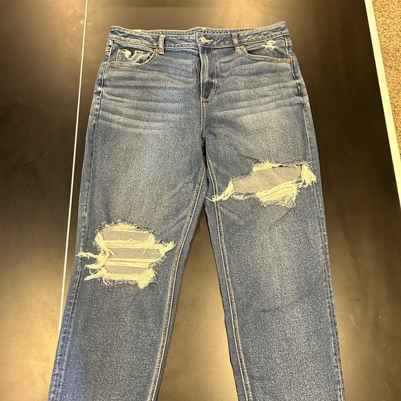 AE Ripped Jeans - Picture 2 of 4